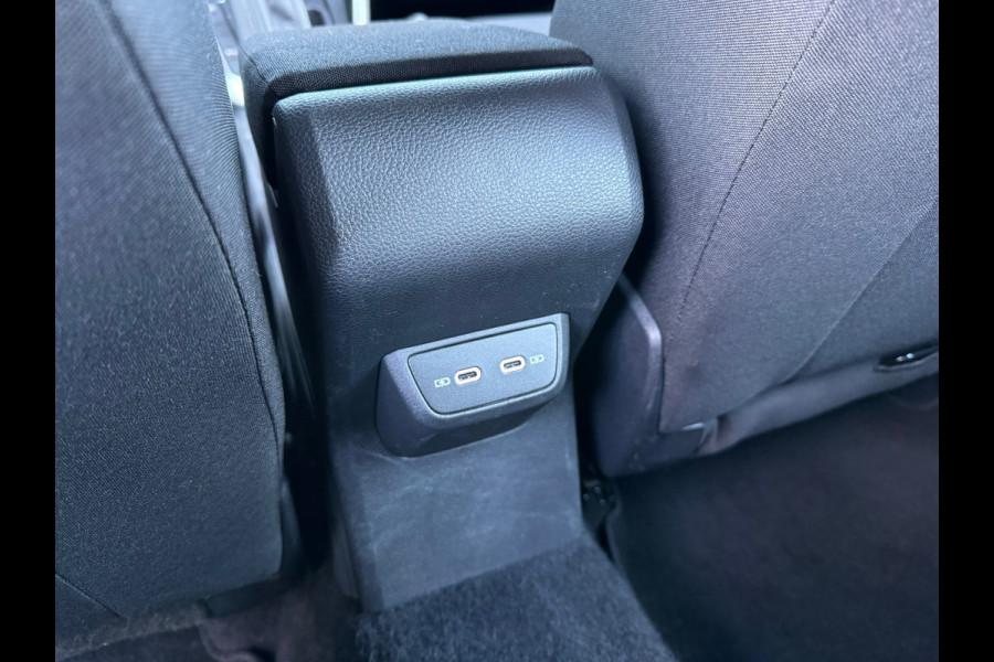 Volkswagen Polo 1.0 TSI Life Business - Automaat - Media Apple/Android - Parkeersensoren - Climate