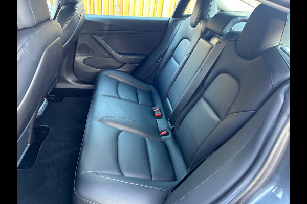 Tesla Model 3 Standard RWD Plus 60 kWh 4X All Season Rijklaarprijs!