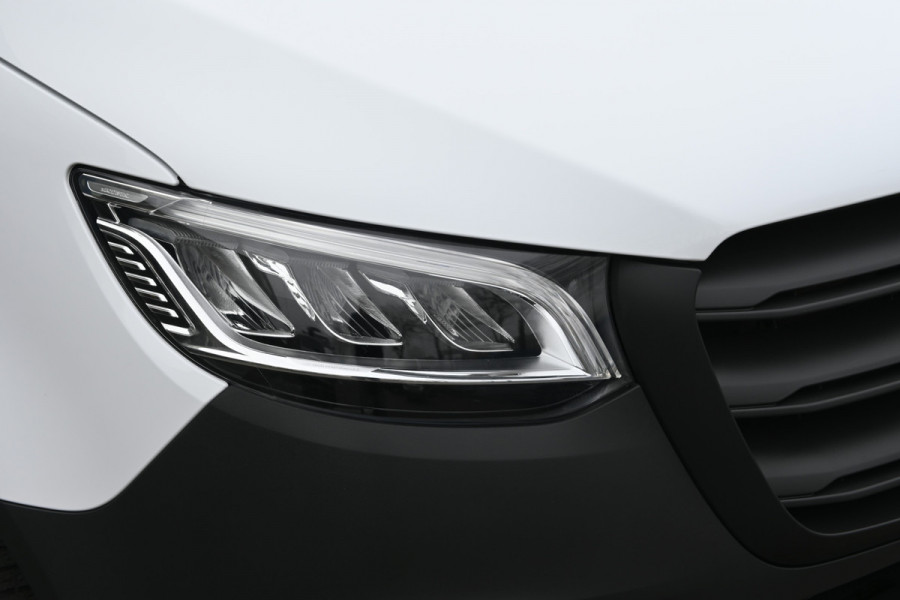 Mercedes-Benz Sprinter 317 CDI L2H2 Pro LED, Geveerde stoel, Navigatie met camera