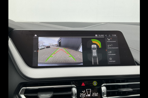 BMW 1-serie 120i M-Sport Automaat Pano.dak Leer Stoel/Stuurverw HUD Carplay Stoelverw Led VOL!