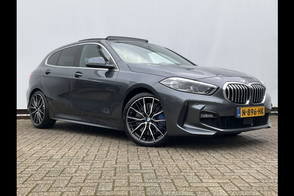 BMW 1-serie 120i M-Sport Automaat Pano.dak Leer Stoel/Stuurverw HUD Carplay Stoelverw Led VOL!