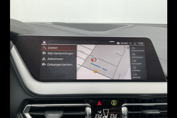 BMW 1-serie 120i M-Sport Automaat Pano.dak Leer Stoel/Stuurverw HUD Carplay Stoelverw Led VOL!