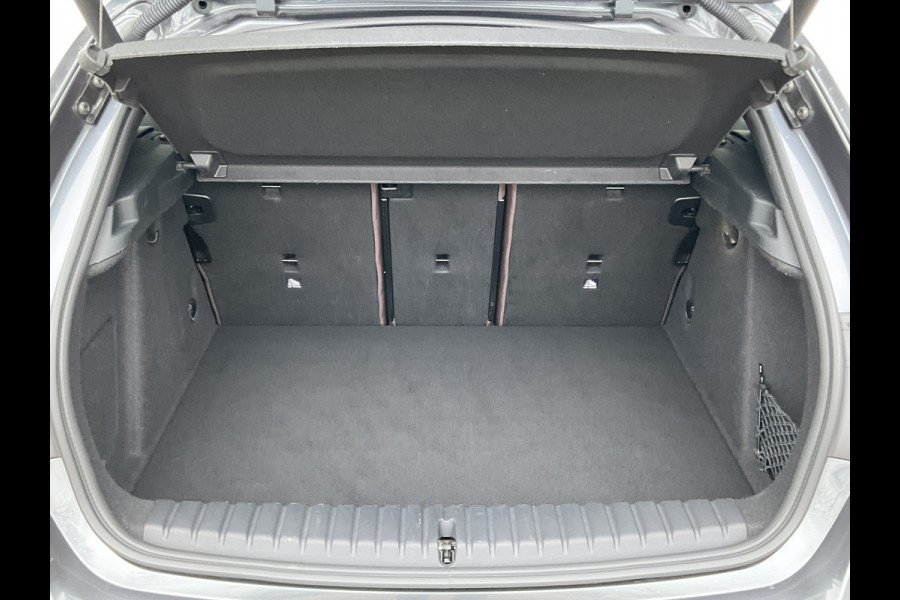 BMW 1-serie 120i M-Sport Automaat Pano.dak Leer Stoel/Stuurverw HUD Carplay Stoelverw Led VOL!