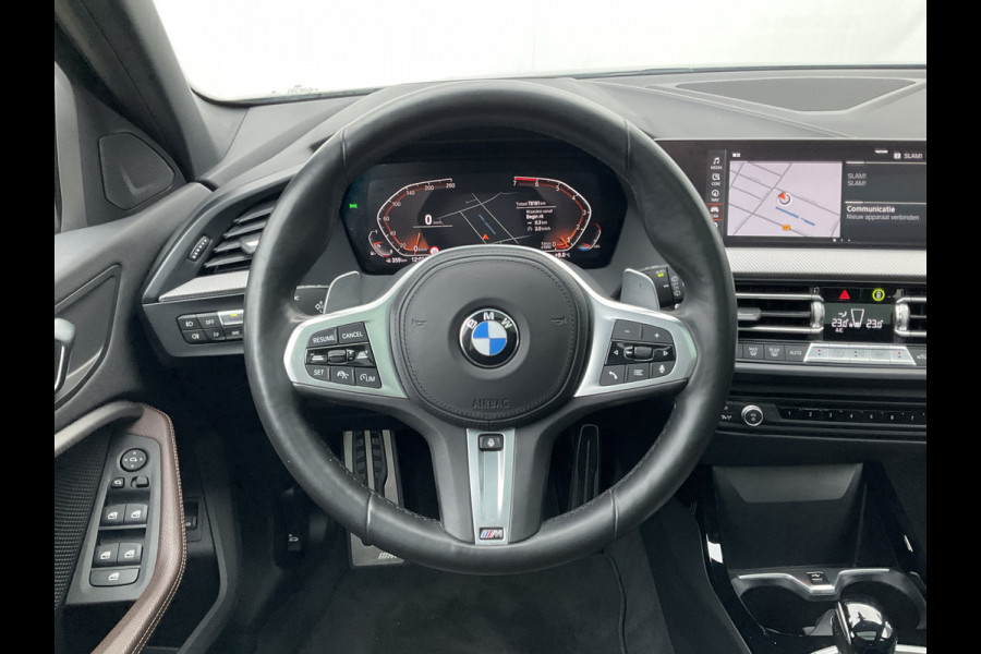 BMW 1-serie 120i M-Sport Automaat Pano.dak Leer Stoel/Stuurverw HUD Carplay Stoelverw Led VOL!