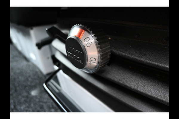 Mercedes-Benz Sprinter 317 CDI L2H2 Pro LED, Geveerde stoel, Navigatie met camera