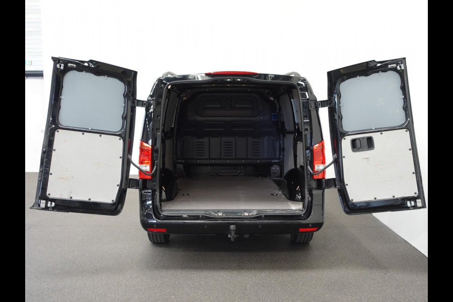 Mercedes-Benz Vito 114 CDI Automaat L2H1 Lang Navigatie Camera Cruise control Trekhaak Airco Euro6