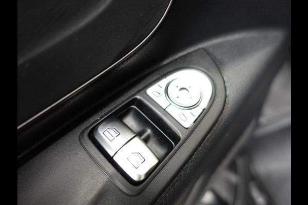 Mercedes-Benz Vito 114 CDI Automaat L2H1 Lang Navigatie Camera Cruise control Trekhaak Airco Euro6