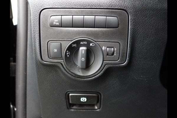Mercedes-Benz Vito 114 CDI Automaat L2H1 Lang Navigatie Camera Cruise control Trekhaak Airco Euro6