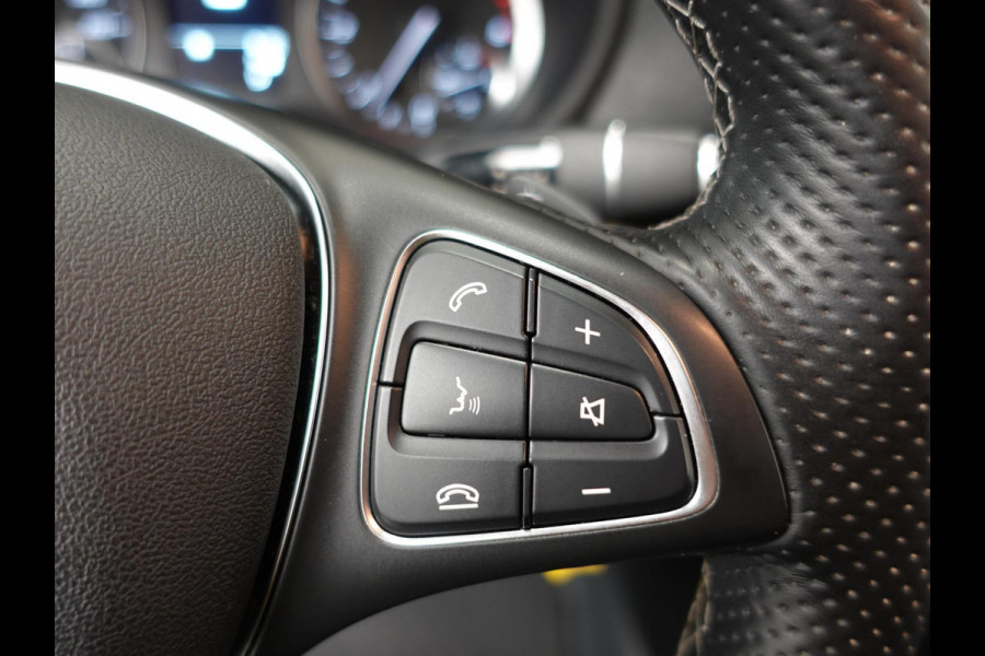 Mercedes-Benz Vito 114 CDI Automaat L2H1 Lang Navigatie Camera Cruise control Trekhaak Airco Euro6