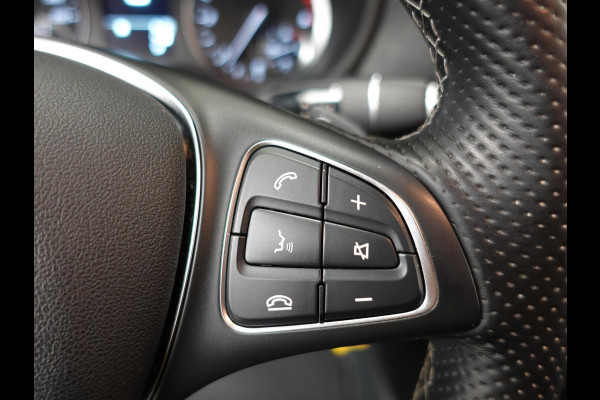 Mercedes-Benz Vito 114 CDI Automaat L2H1 Lang Navigatie Camera Cruise control Trekhaak Airco Euro6
