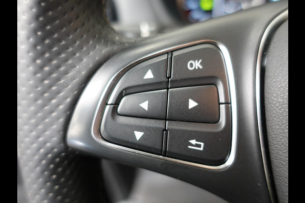Mercedes-Benz Vito 114 CDI Automaat L2H1 Lang Navigatie Camera Cruise control Trekhaak Airco Euro6
