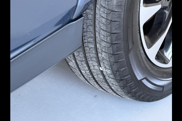 Ford Transit Custom 320 2.0 TDCI L1H1 185 PK AUT / Sport / Navi / Camera