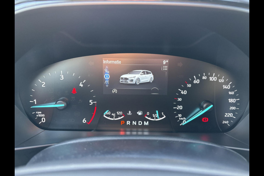 Ford FOCUS Wagon 1.5 EcoBlue ST Line Diesel Automaat! | Panoramadak | Winter Pack | Camera | BTW verrekenbaar