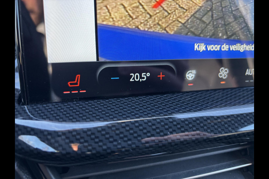 Ford FOCUS Wagon 1.5 EcoBlue ST Line Diesel Automaat! | Panoramadak | Winter Pack | Camera | BTW verrekenbaar