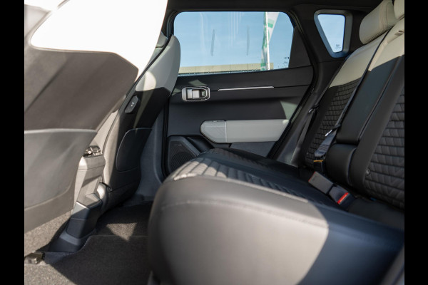 Kia EV4 GT-Line 81.4 kWh | OP VOORRAAD | Schuifkanteldak | Stoel en stuurverwarming |