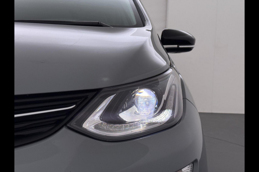 Opel Ampera-E Business executive 60 kWh Bose audio | Keyless | Dodehoek | Leer | Camera | Stoel- & stuurverwarming | 12 mnd BOVAG garantie |