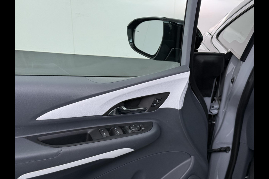 Opel Ampera-E Business executive 60 kWh Bose audio | Keyless | Dodehoek | Leer | Camera | Stoel- & stuurverwarming | 12 mnd BOVAG garantie |
