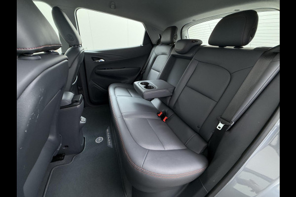 Opel Ampera-E Business executive 60 kWh Bose audio | Keyless | Dodehoek | Leer | Camera | Stoel- & stuurverwarming | 12 mnd BOVAG garantie |