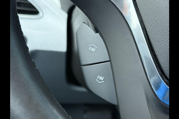 Opel Ampera-E Business executive 60 kWh Bose audio | Keyless | Dodehoek | Leer | Camera | Stoel- & stuurverwarming | 12 mnd BOVAG garantie |