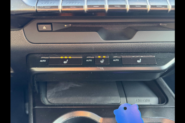 Lexus UX 250h Preference Line | Trekhaak, 18 inch, Keyless, Dodehoekherkenning, Parkeersensoren, Stoel + Stuurverwarming