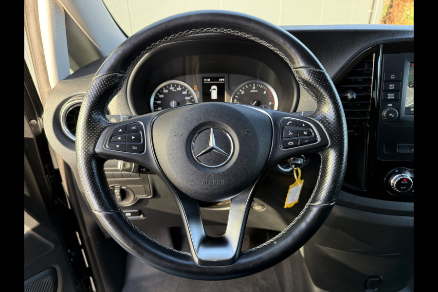 Mercedes-Benz Vito 114 CDI AUT / DUBBELE CABINE / L2H1 / 1e EIG. / ECC / CRUISE / CAMERA / LED / TREKHAAK / ACHTERKLEP