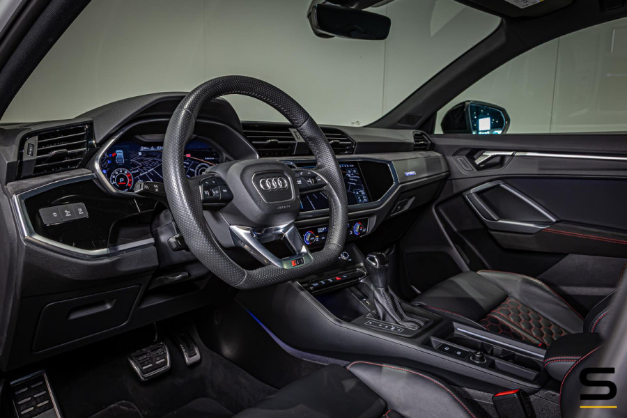 Audi RSQ3 Sportback TFSI RS|Pano|1eig|Miltek|Cam|RS-pakket
