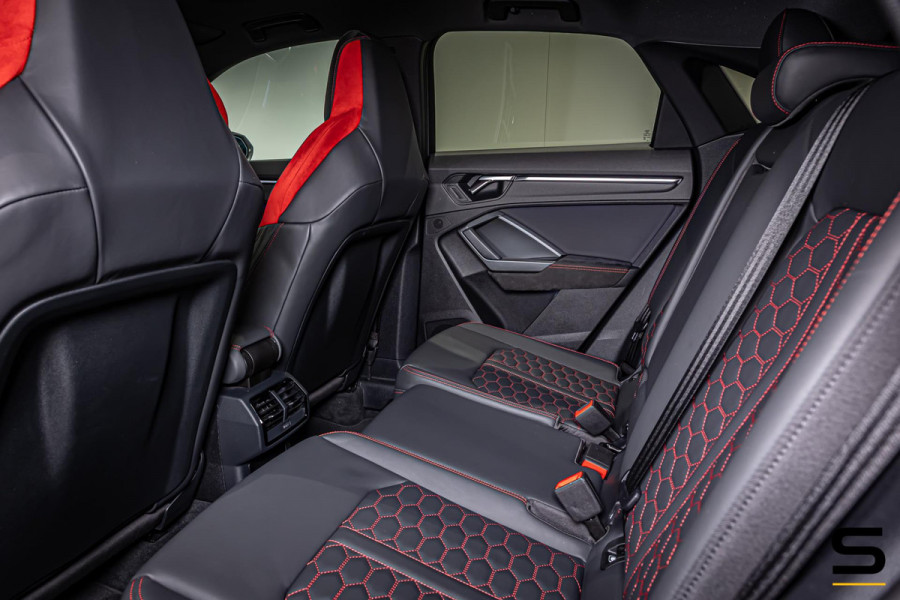 Audi RSQ3 Sportback TFSI RS|Pano|1eig|Miltek|Cam|RS-pakket