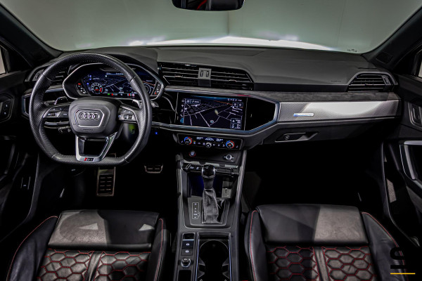 Audi RSQ3 Sportback TFSI RS|Pano|1eig|Miltek|Cam|RS-pakket