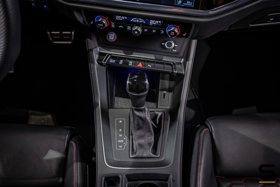 Audi RSQ3 Sportback TFSI RS|Pano|1eig|Miltek|Cam|RS-pakket