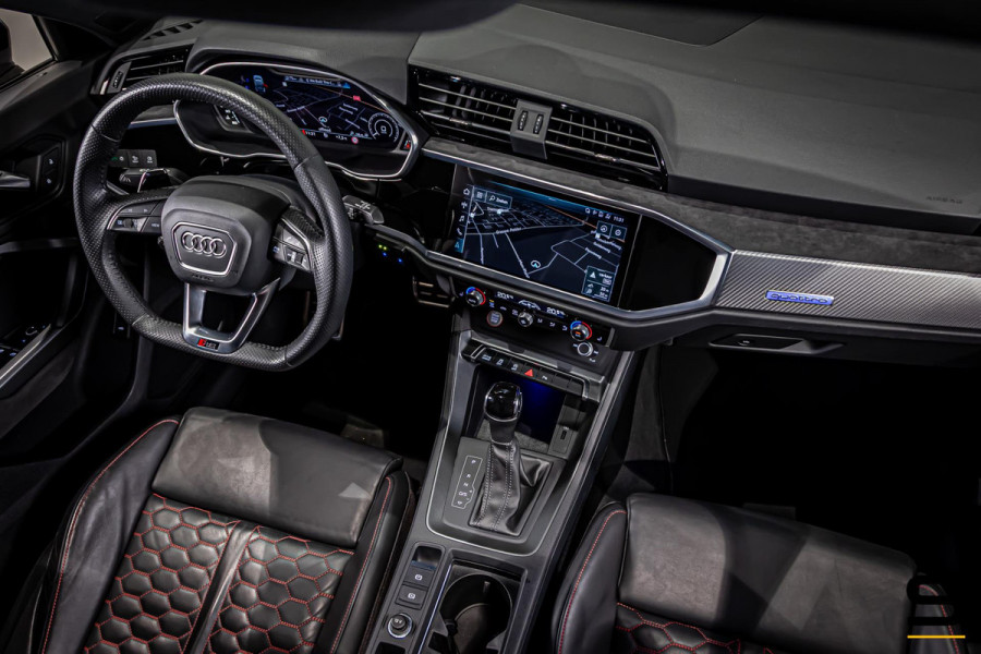 Audi RSQ3 Sportback TFSI RS|Pano|1eig|Miltek|Cam|RS-pakket