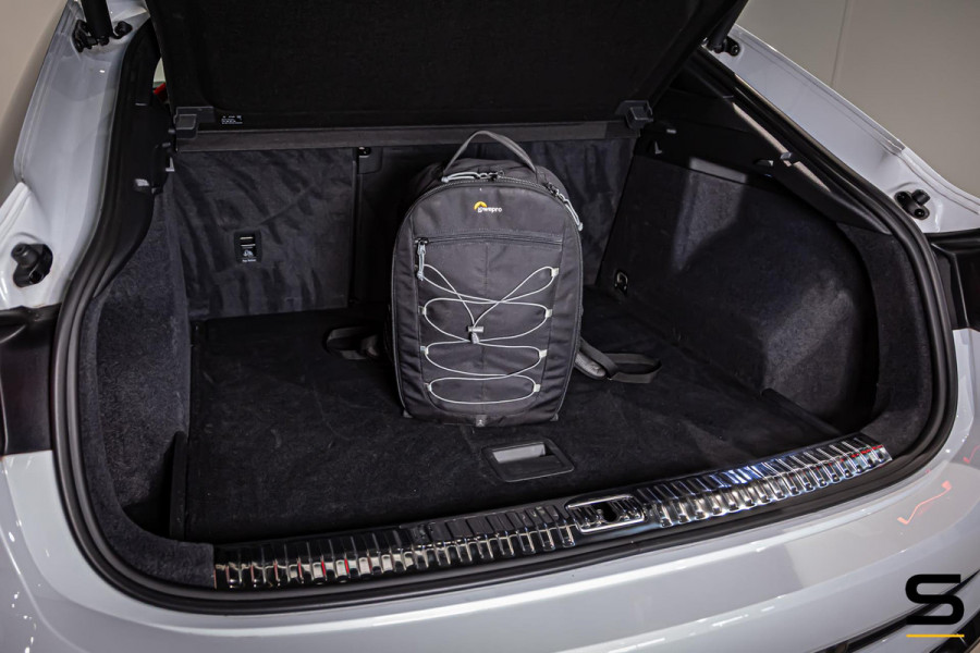 Audi RSQ3 Sportback TFSI RS|Pano|1eig|Miltek|Cam|RS-pakket