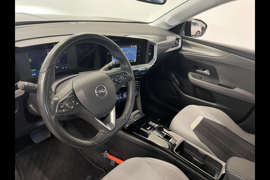 Opel Mokka-e Elegance 50-kWh Navigatie Apple Carplay/Android Auto Camera Parkeersensoren Cruise Control Full Led Climate Control