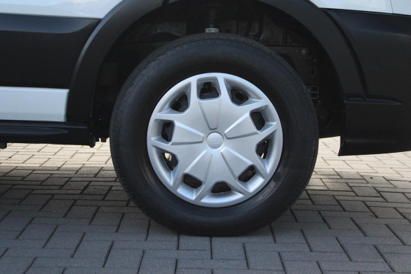 Ford E-Transit 350 L3H2 Trend 68 kWh | SCI | 184pk | Post NL Subco uitvoering | Power onboard | SYNC 4 Navigatie