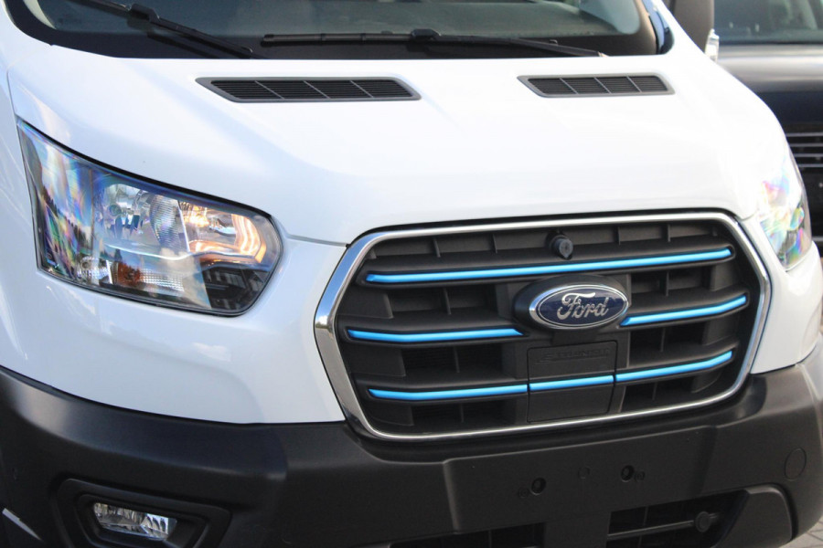 Ford E-Transit 350 L3H2 Trend 68 kWh | SCI | 184pk | Post NL Subco uitvoering | Power onboard | SYNC 4 Navigatie