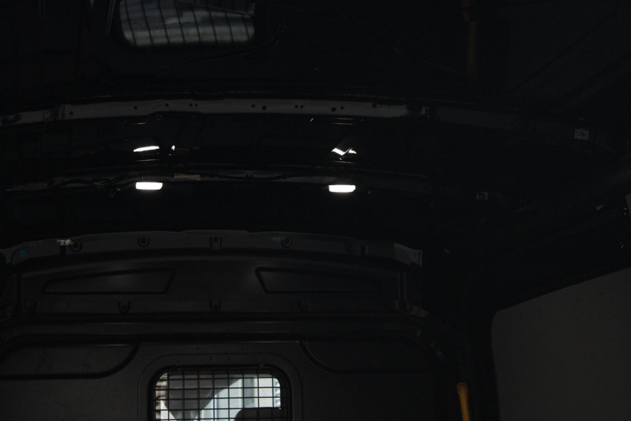 Ford E-Transit 350 L3H2 Trend 68 kWh | SCI | 184pk | Post NL Subco uitvoering | Power onboard | SYNC 4 Navigatie