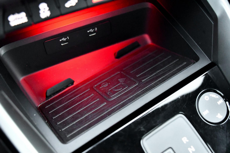 Audi A3 Sportback 45 TFSI e 3x S-Line Competition. Pano, ACC, Keyless, Sfeer, CarPlay!