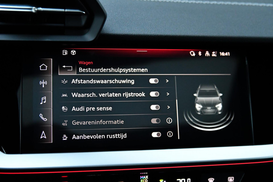 Audi A3 Sportback 45 TFSI e 3x S-Line Competition. Pano, ACC, Keyless, Sfeer, CarPlay!