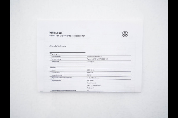 Volkswagen Tiguan Allspace 1.5 TSI R-line Highline Business (7-Pers.) (INCL-BTW) Aut * PANO | NAVI-FULLMAP | XENON | ALCANTARA | HEATED-ERGONOMIC-SPORTSEATS | KEYLESS | PRIVACY-GLASS | CAMERA | DAB | DIGI-COCKPIT | PDC | TOWBAR | ECC | 19"ALU*