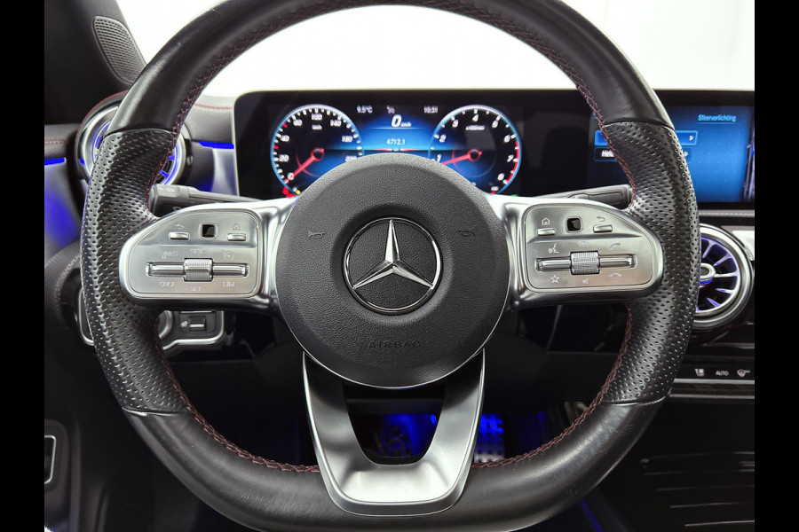 Mercedes-Benz CLA-Klasse 220 Premium Plus AMG-Line(Goed OnderH, Panorama, SfeerV, Lane Assist, StoelV, Camera, Navi, Etc)