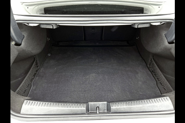 Mercedes-Benz CLA-Klasse 220 Premium Plus AMG-Line(Goed OnderH, Panorama, SfeerV, Lane Assist, StoelV, Camera, Navi, Etc)