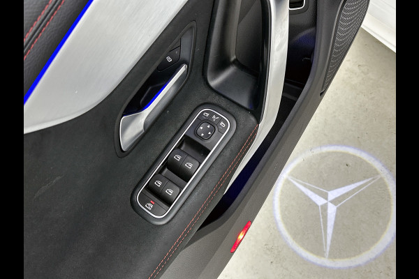 Mercedes-Benz CLA-Klasse 220 Premium Plus AMG-Line(Goed OnderH, Panorama, SfeerV, Lane Assist, StoelV, Camera, Navi, Etc)