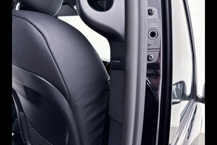 Mercedes-Benz V-Klasse 300d 4-MATIC Extra Lang AMG Avantgarde BPM-Vrij Dubbele Cabine 360 Graden Camera Elektrische Schuifdeuren Multibeam LED Adaptiev