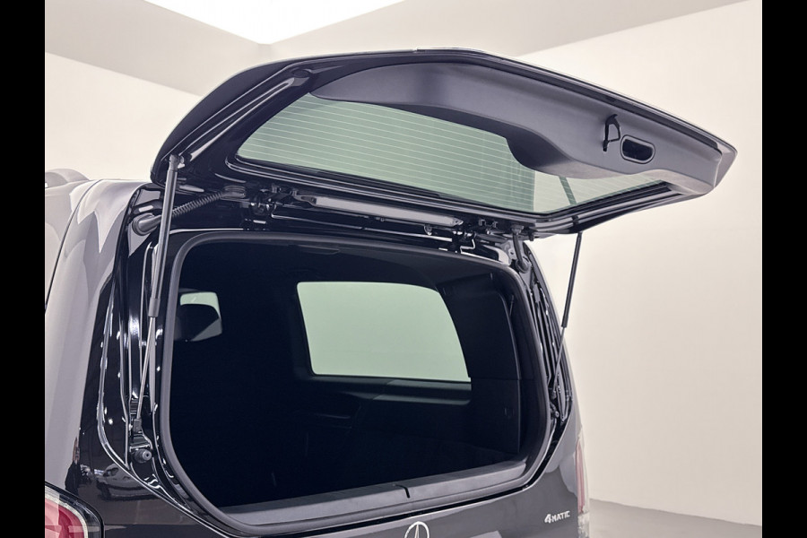 Mercedes-Benz V-Klasse 300d 4-MATIC Extra Lang AMG Avantgarde BPM-Vrij Dubbele Cabine 360 Graden Camera Elektrische Schuifdeuren Multibeam LED Adaptiev