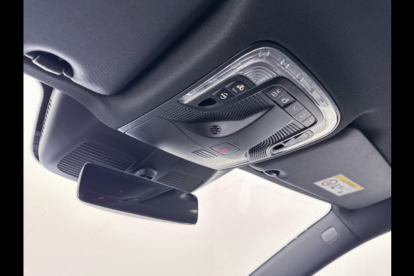 Mercedes-Benz V-Klasse 300d 4-MATIC Extra Lang AMG Avantgarde BPM-Vrij Dubbele Cabine 360 Graden Camera Elektrische Schuifdeuren Multibeam LED Adaptiev