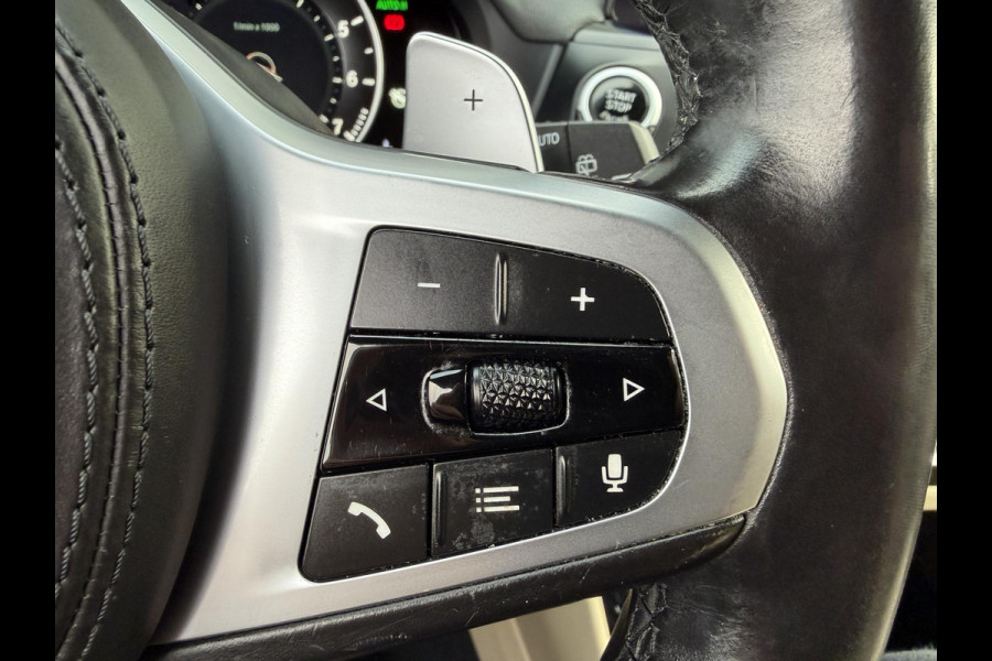 BMW X3 xDrive20i High Executive M-Sport | Camera | Navigatie | Head-Up Display | Elektrische Trekhaak | Elektrische Achterklep |