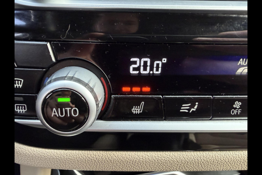 BMW X3 xDrive20i High Executive M-Sport | Camera | Navigatie | Head-Up Display | Elektrische Trekhaak | Elektrische Achterklep |