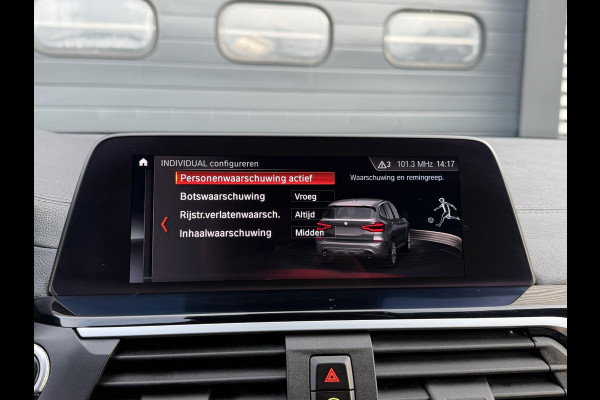 BMW X3 xDrive20i High Executive M-Sport | Camera | Navigatie | Head-Up Display | Elektrische Trekhaak | Elektrische Achterklep |