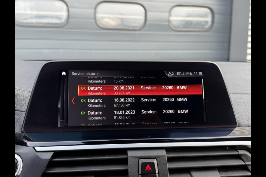 BMW X3 xDrive20i High Executive M-Sport | Camera | Navigatie | Head-Up Display | Elektrische Trekhaak | Elektrische Achterklep |