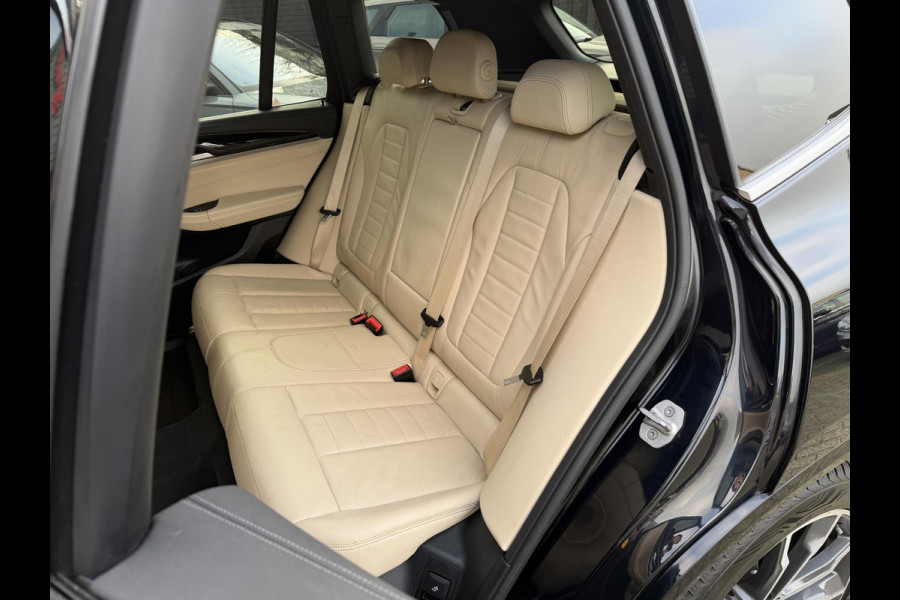 BMW X3 xDrive20i High Executive M-Sport | Camera | Navigatie | Head-Up Display | Elektrische Trekhaak | Elektrische Achterklep |