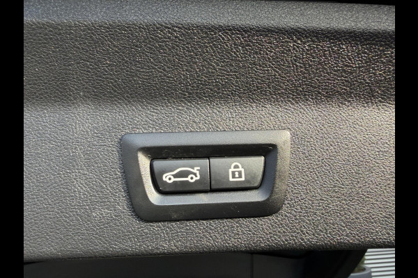 BMW X3 xDrive20i High Executive M-Sport | Camera | Navigatie | Head-Up Display | Elektrische Trekhaak | Elektrische Achterklep |